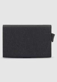 Portafoglio nero in tessuto con superficie testurizzata, forma rettangolare, bordi lisci e meccanismo di rilascio laterale per un facile accesso.