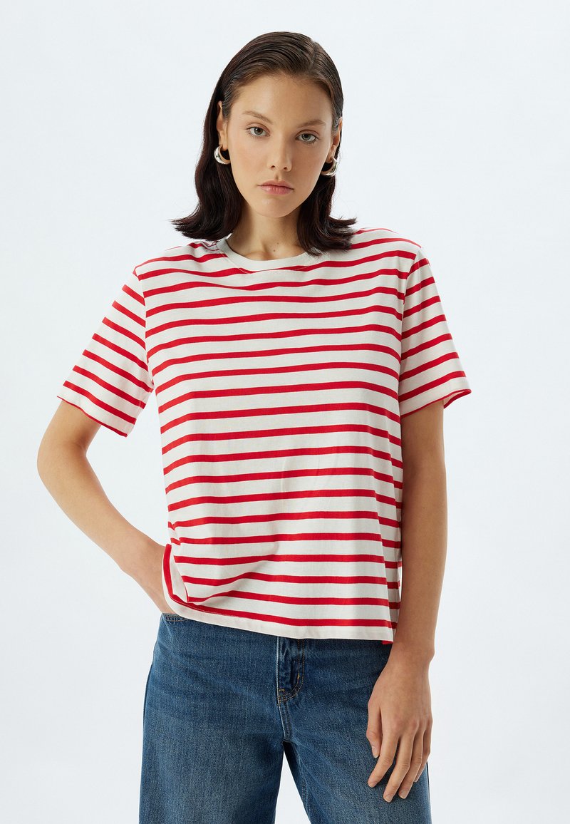Koton STRIPED - Printtipaita - white