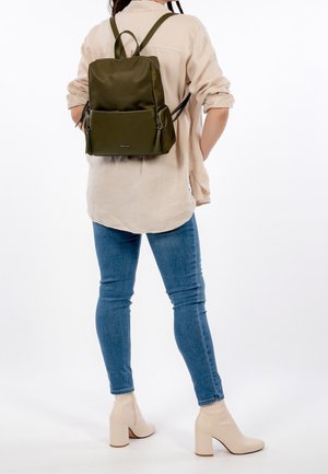 Tamaris, Sac à dos - olive