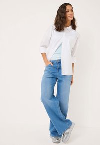Tamaris Sneakers - silver comb