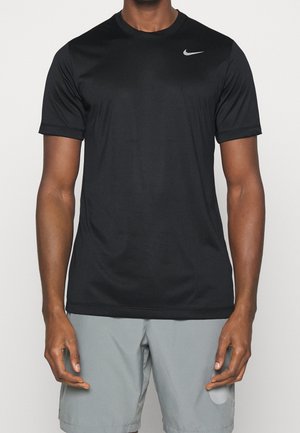 Sports T-shirts - black