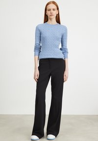 GANT STRETCH C NECK - Pulover - blue water