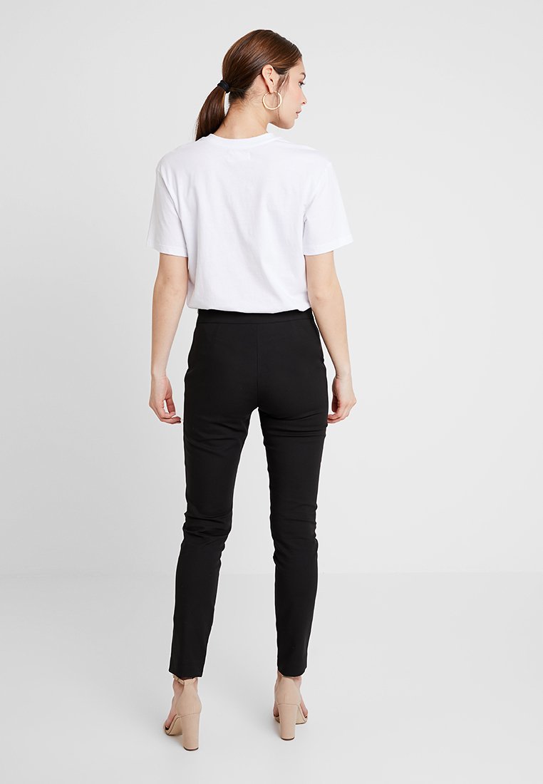 SION PANTS Bukse black SION PANTS Bukse black
