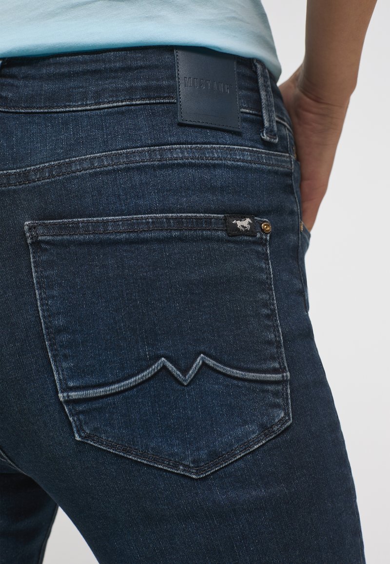 Mustang Jeans Georgia 1013576 Dunkelblau Super Skinny Fit