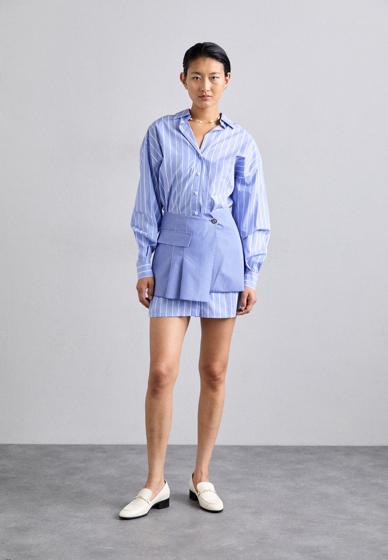 square neck linen dress Sofia Linen Square Neck Midi Dress main image 0