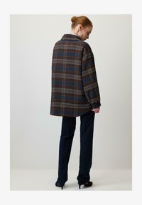 No seleccionado, navy blue