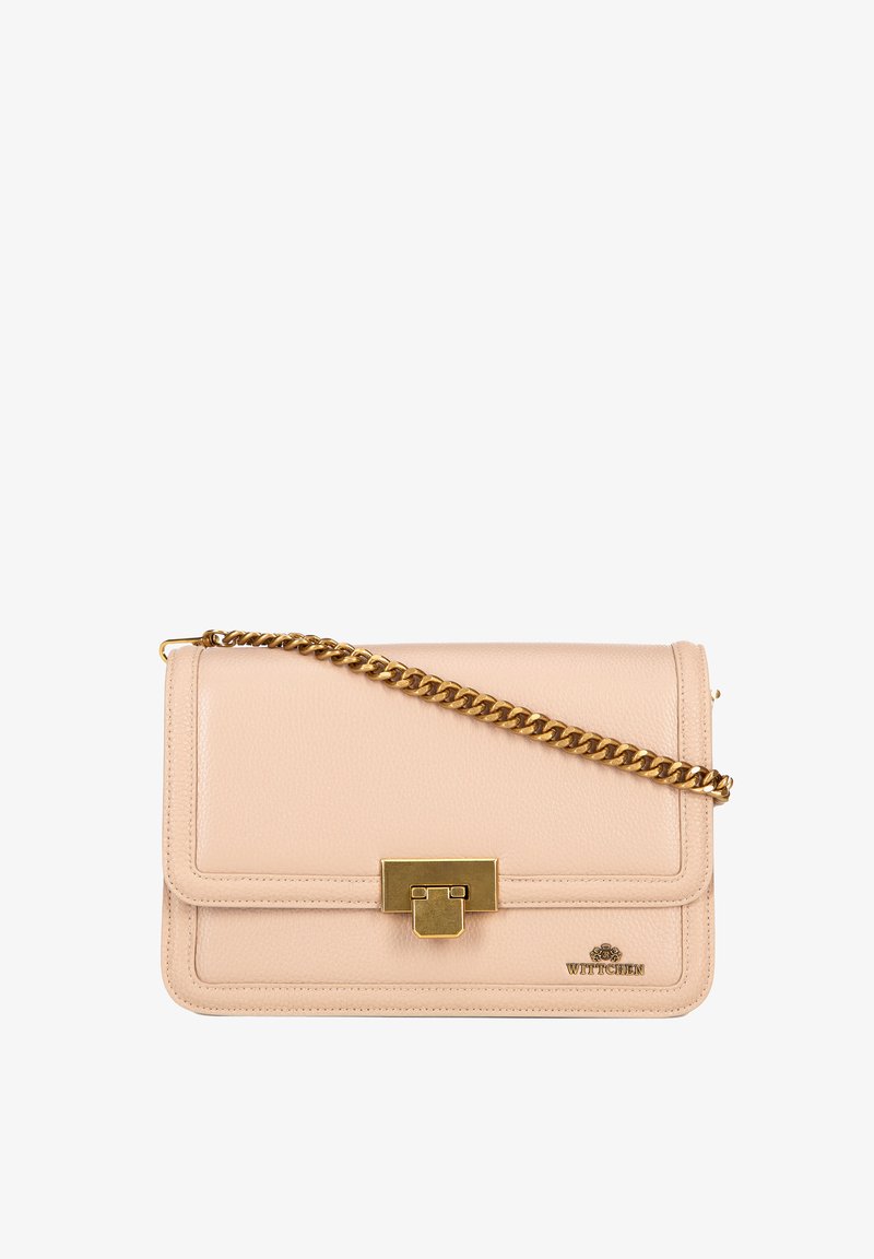 Borsa a spalla in pelle rosa con tracolla in catena dorata, forma rettangolare, chiusura a pattina e dettaglio del logo del brand nell'angolo in basso a destra.