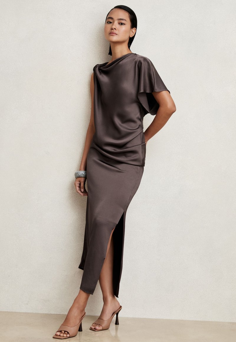 reiss brown satin dress Maxi - mauve/berry editable bridal shower games Tiger Mist Dress Backless Color:Light Yellow/Ivory* Concealed side zip.
