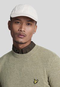 Lyle & Scott BLEND CREW NECK  - Pulover - sage uniform marl