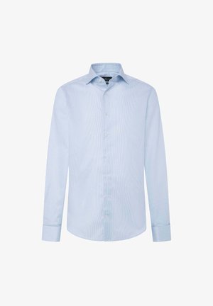 Camicia a maniche lunghe di colore blu chiaro con colletto a punte, caratterizzata da un sottile motivo a righe e bottoni bianchi lungo la parte anteriore.