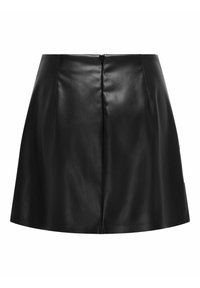 Mini-jupe en cuir noir à texture lisse, dotée d'une taille haute, d'une fermeture éclair arrière et de lignes épurées pour une silhouette ajustée.