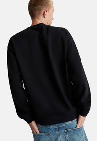 United Colors of Benetton WITH LOGO PATCH - Felpa - black