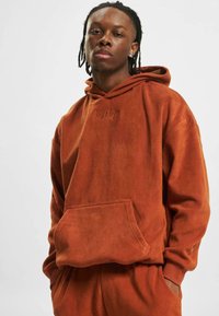 Just Rhyse Pulover s kapuco - brown