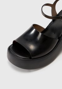 Melissa LINA - Sandálias de plataforma - black