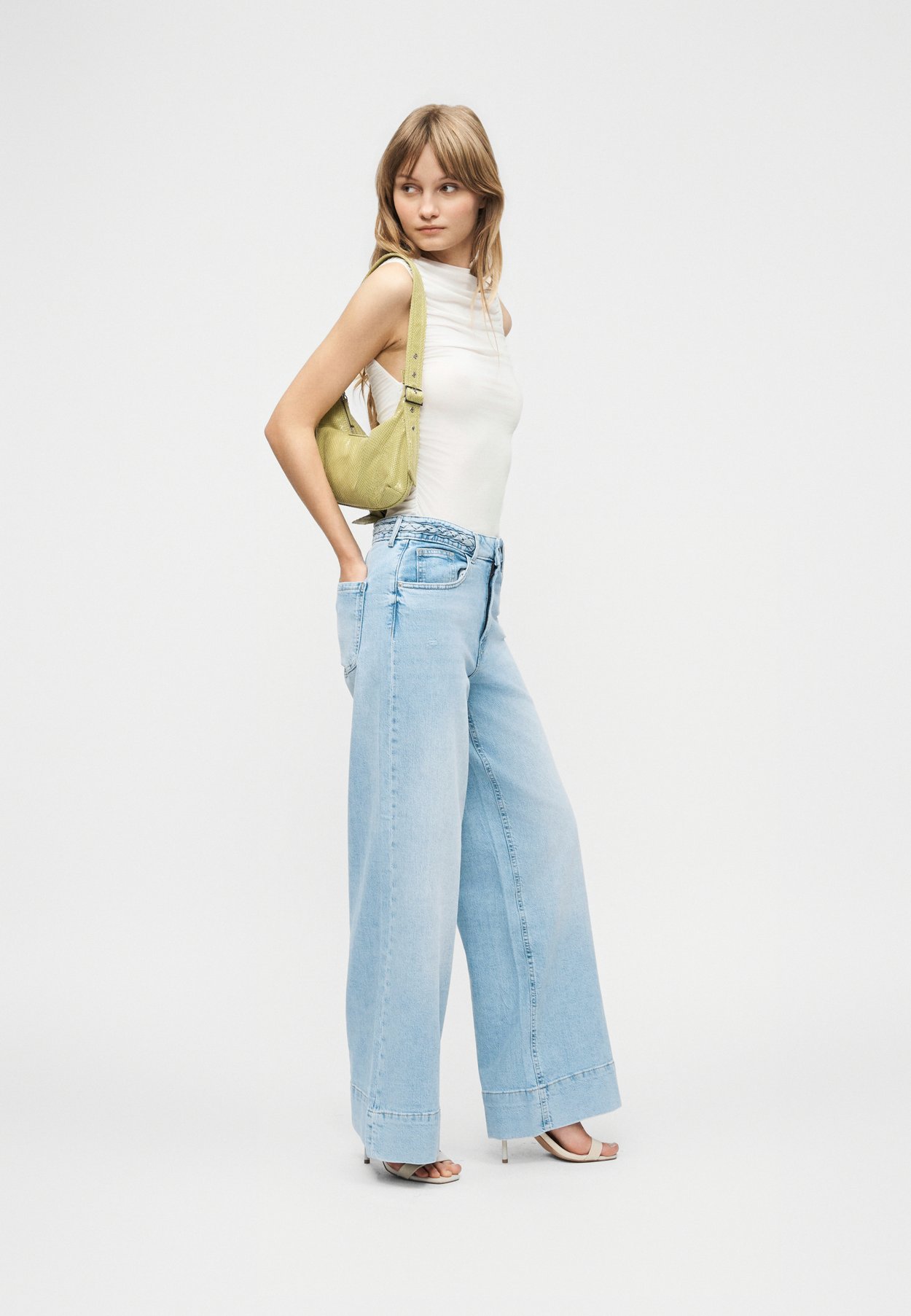Wide-fit ONLJUICY High waist Wide Leg Fit