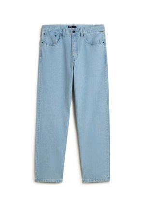 Lichtblauwe denim jeans met een recht model, vijf zakken en een standaard tailleband met een label aan de achterkant.