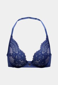 Reggiseno in pizzo di un profondo blu navy con scollatura a V, caratterizzato da intricati motivi floreali e spalline regolabili. Sottofondò liscio con dettagli in metallo.