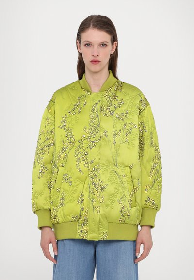 Stine Goya QUILTED COVERED PLACKET EMBROIDERY VOLUMINOUS - Bomber bunda - mimosa