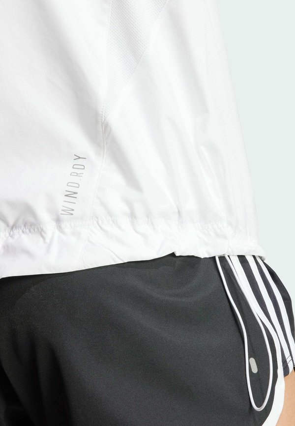 OWN THE RUN - Running jacket2