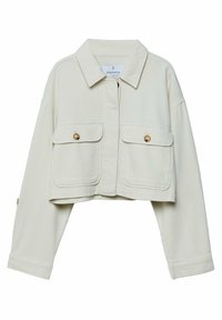 Kort beige jacka i texturerat tyg med skjortkrage, två framfickor med lock och knappstängning samt långa ärmar.