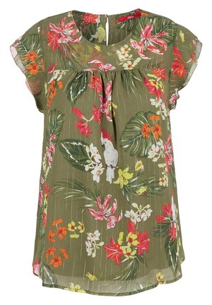 Blusa floral verde claro con mangas cortas y acampanadas, con flores rosas, blancas y naranjas y hojas tropicales con un patrón de cacatúa blanca.