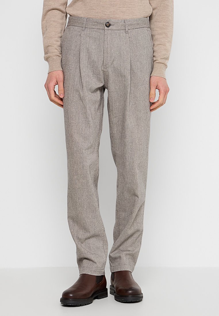 Matinique Chino grijs