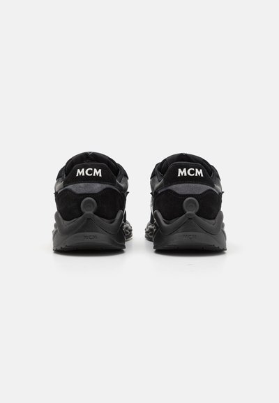 MCM SKYWANDER - Športni copati - black