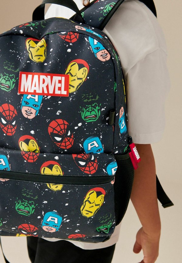 Tagesrucksack – marvel