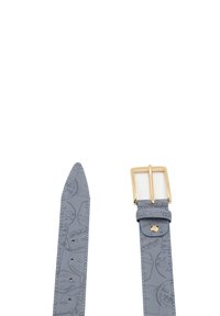 Cintura in pelle grigio chiaro con motivi circolari in rilievo, fibbia in metallo dorato e bordo cucito. Due estremità appuntite per la chiusura.