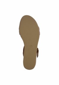 Marco Tozzi Sandalias de cuña - cognac