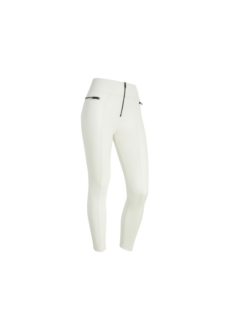 Leggings blancos de diseño ceñido, con cremallera frontal y dos bolsillos con cremallera en las caderas. Textura suave y estilo minimalista.