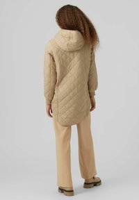 Vero Moda VMHAYLE REP - Wintermantel - travertine