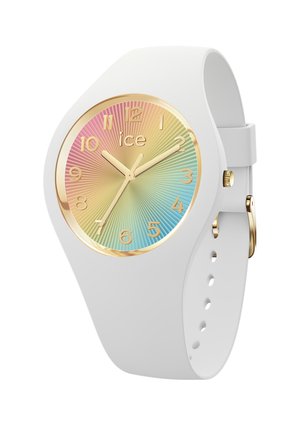 Weiße Armbanduhr mit goldgerahmtem Regenbogenzifferblatt, goldenen Zahlen und Zeigern, zeigt die Uhrzeit 10:10 mit dem Markennamen "ice" auf dem Zifferblatt.