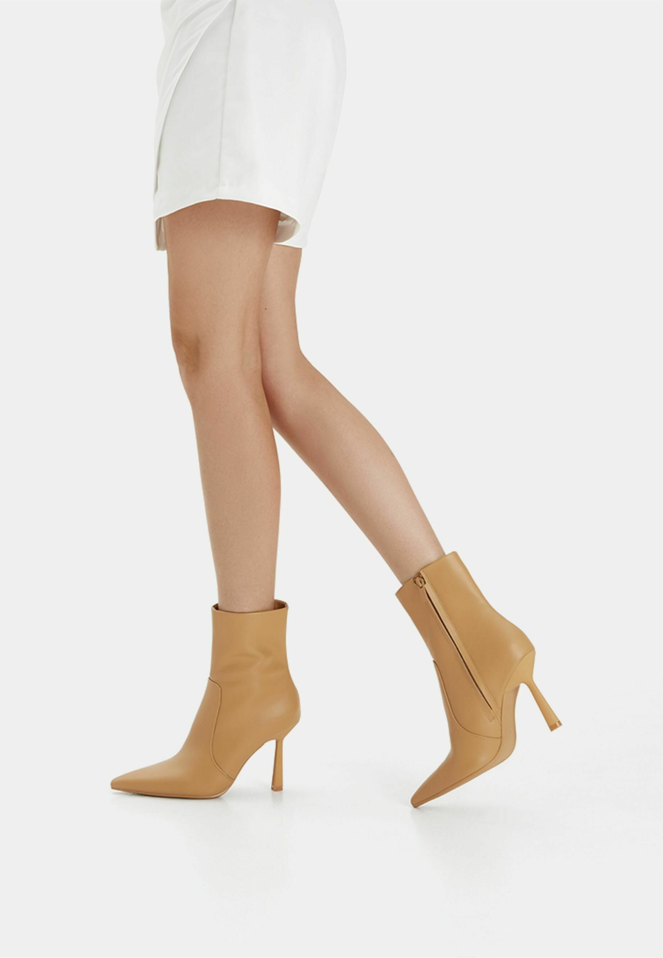Bershka Korte laarzen - sand/beige - Zalando.be