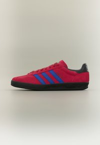 Non sélectionné, team victory red/core black