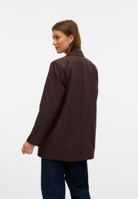 Vero Moda VMLUCY  - Blazer - chocolate torte