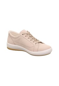 Beige leren sneaker met ronde neus, vetersluiting, contrasterende witte zool en gestructureerde rubberen buitenzool. Geen zichtbare branding of patronen.