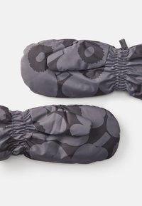 Muffole imbottite in tonalità di grigio con una finitura lucida. Presentano motivi astratti e un elastico al polso per una vestibilità aderente.