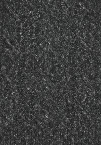 Tamsiai pilkos spalvos viršutinės megztos medžiagos, su tekstūriniais raštais, turinčiais skirtingą storį. Minkšta vilnos mišinio medžiaga su švelniu blizgesiu.