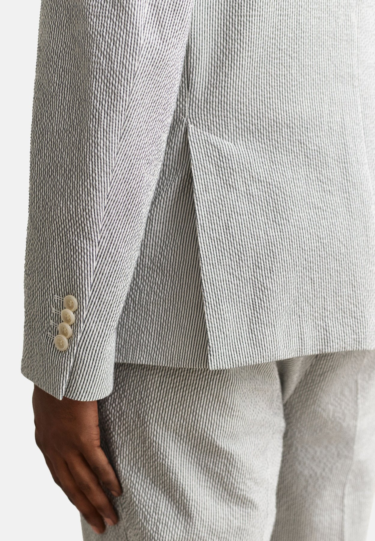 SEERSUCKER JACKET