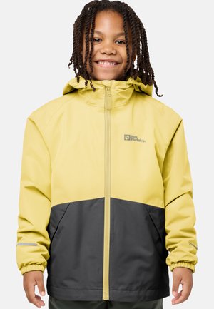 Gelbe und graue wasserdichte Jacke mit Kapuze, Reißverschluss, elastischen Bündchen und reflektierenden Akzenten. Hergestellt aus strapazierfähigem, atmungsaktivem Stoff.