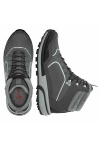 Schwarz- und graue Wanderschuhe mit strukturierten Einsätzen, robusten Sohlen und reflektierenden Akzenten. Zu den Merkmalen gehören ein Obermaterial aus ballistischem Nylon und ein gepolsterter Kragen.