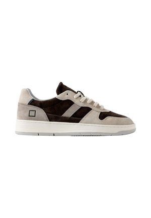 SNEAKERS - Sneakers basse - marrone