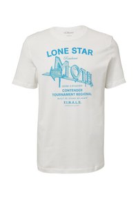 Witte katoenen T-shirt met blauwe grafische druk. Tekst bevat "LONE STAR MOTEL" en aanvullende toernooigegevens. Klassiek crewneck ontwerp.