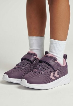 Hummel, HUMMEL ACTUS TR BREATHER INFANT UNISEX - Skate shoes - black plum