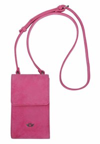 Malá obdélníková růžová semišová crossbody taška s klopou a nastavitelným popruhem, se zdobením v podobě malého kovového srdce s křídly.