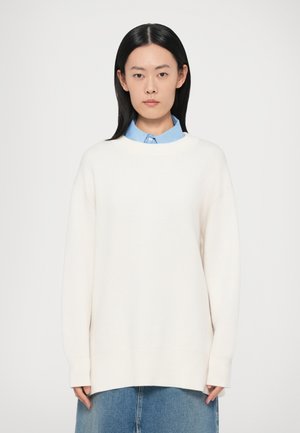 CREW NECK SLITS - Svetrík - ivory