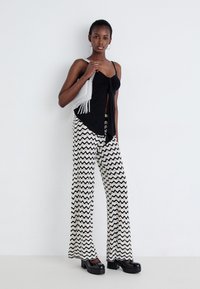 Gina Tricot TIE SINGLET - Top - black