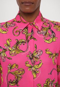 Versace Jeans Couture Camicia - rosa