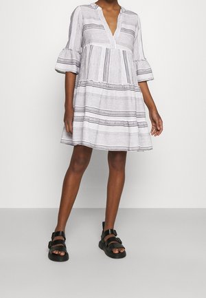 Vero Moda, Tunika